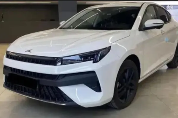 کی ام سی  J7
