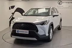 تویوتا، کرولا کراس هیبرید