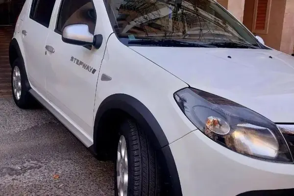 رنو، ساندرو