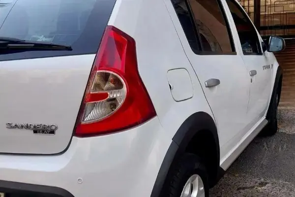 رنو، ساندرو