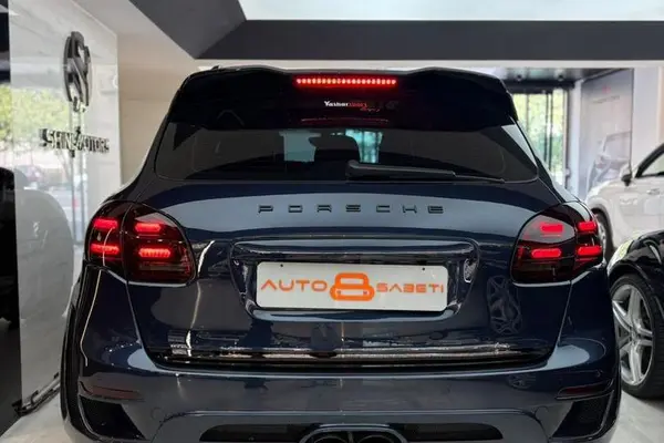 پورشه، کاین