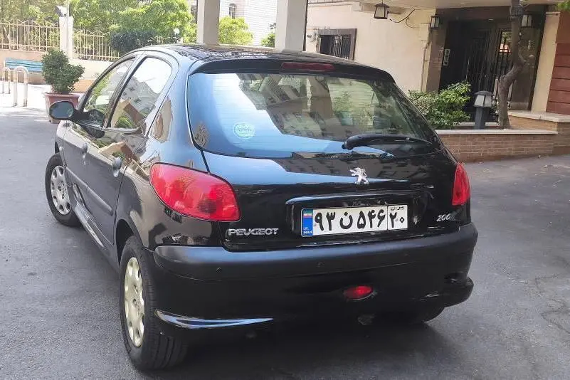پژو،  206