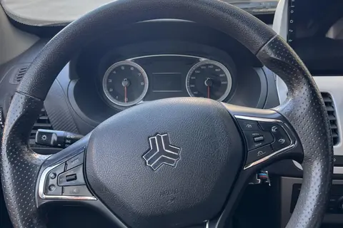 ساینا، S