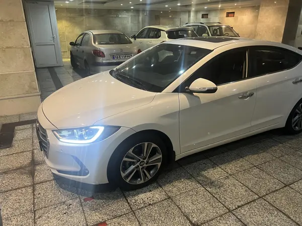 هیوندای، النترا