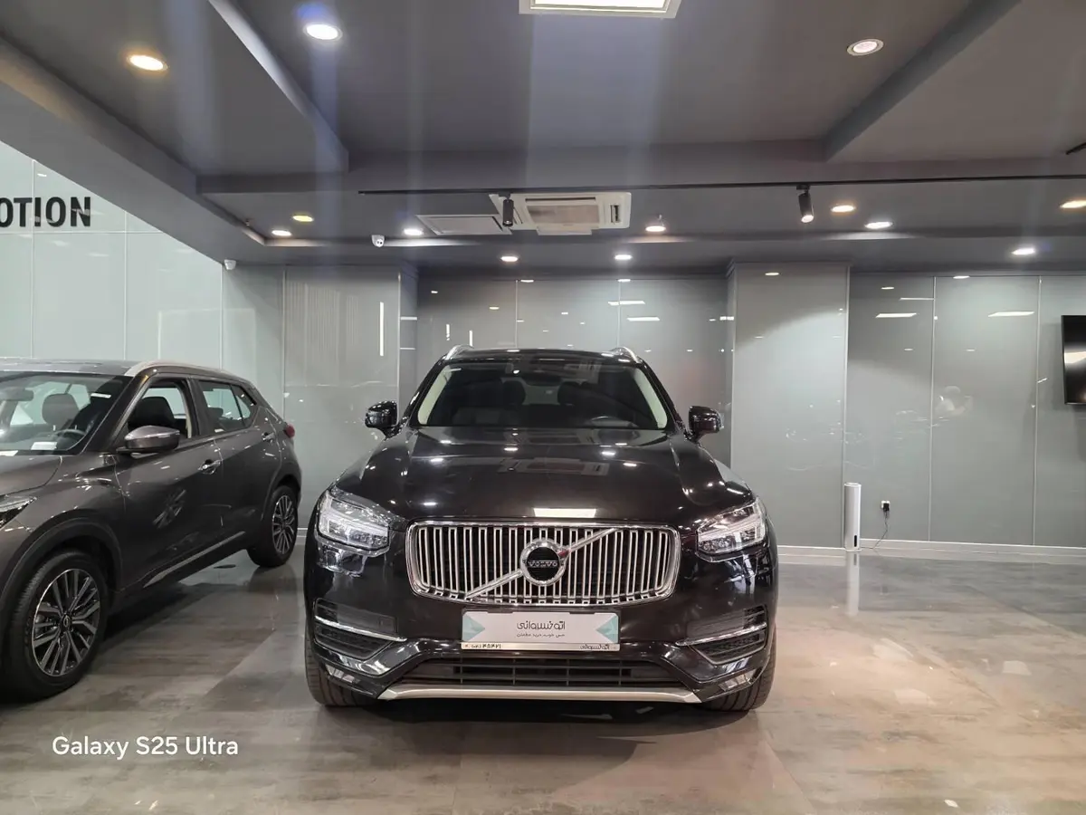 ولوو  XC90