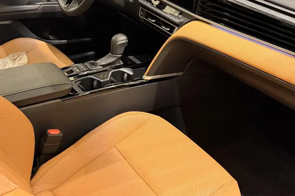 تویوتا، کمری هیبرید