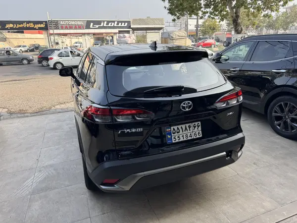 تویوتا، فرانت لندر هیبرید