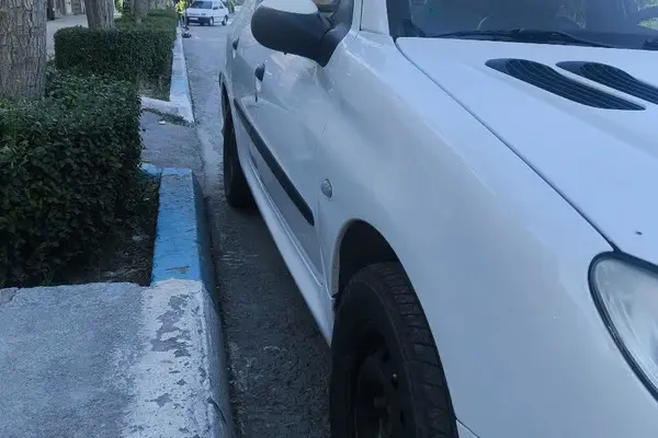 پژو  206 SD