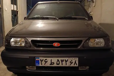 پراید، صندوق دار