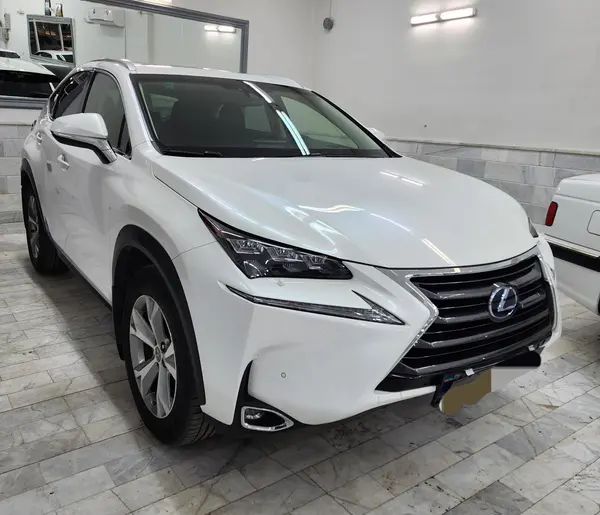 لکسوس، NX هیبرید