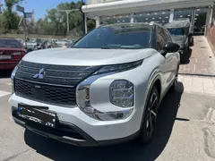 میتسوبیشی، اوتلندر