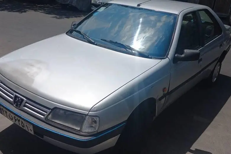 پژو،  405
