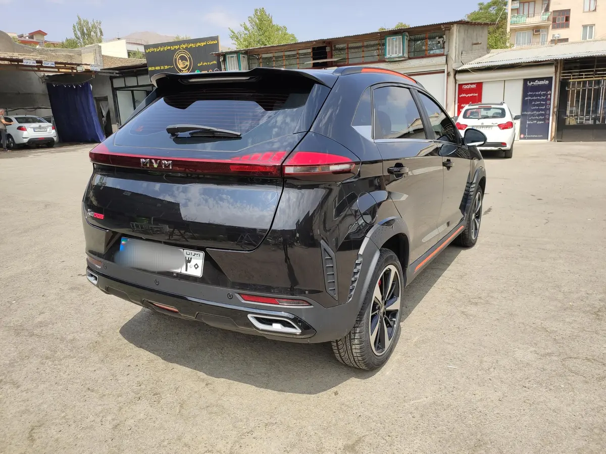 ام وی ام،  X33 کراس