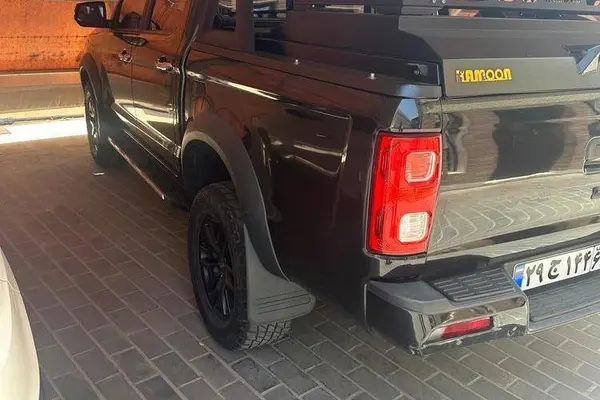 کی ام سی  T8