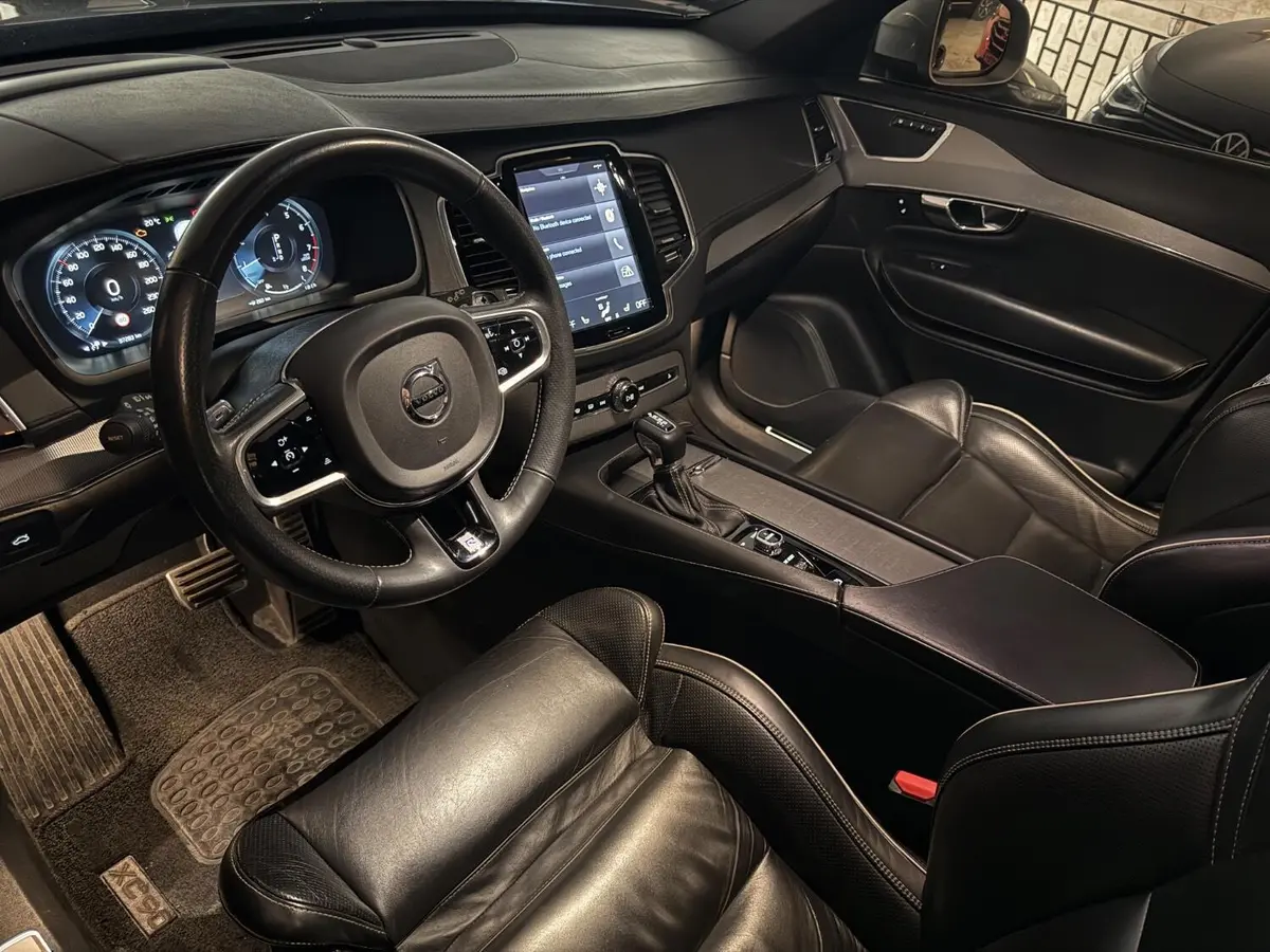 ولوو  XC90