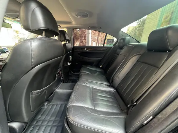 هیوندای، جنسیس