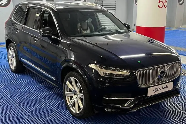 ولوو،  XC90