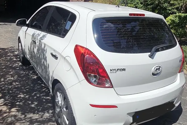 هیوندای، i20