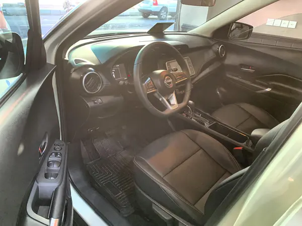 نیسان، کیکس