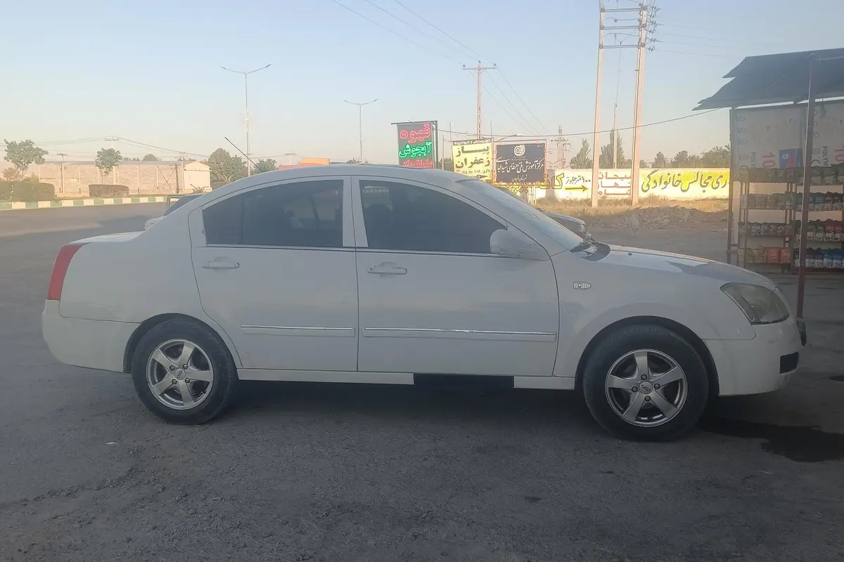 ام وی ام،  530