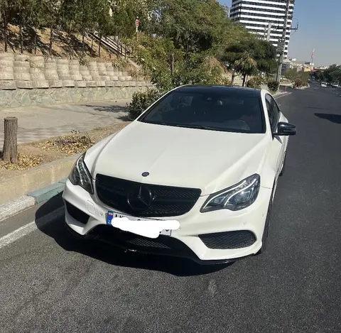 بنز، کلاس E کوپه