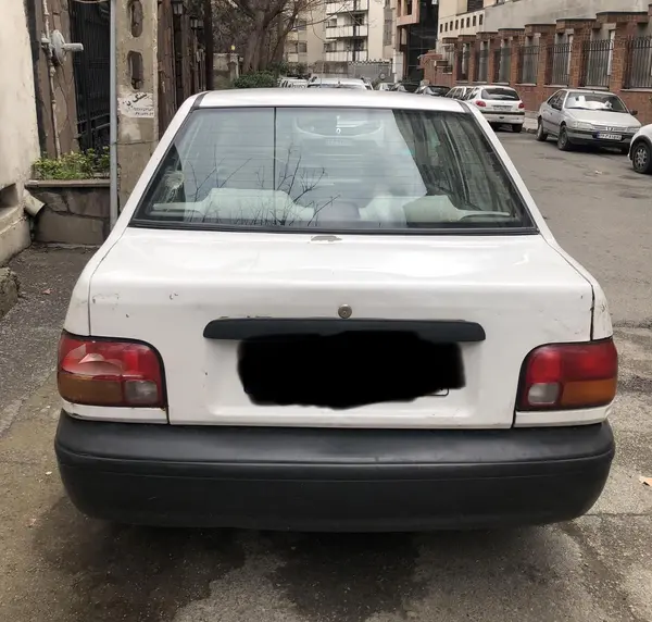 پراید، صندوق دار