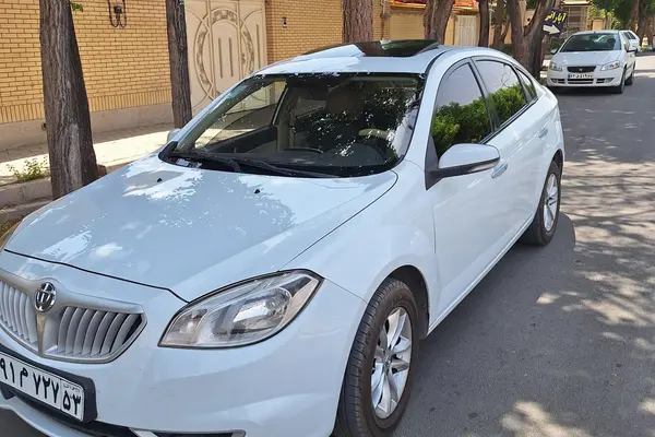 برلیانس، H330