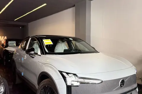 ولوو، EX30