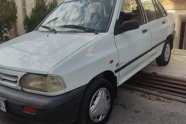 پراید، صندوق دار