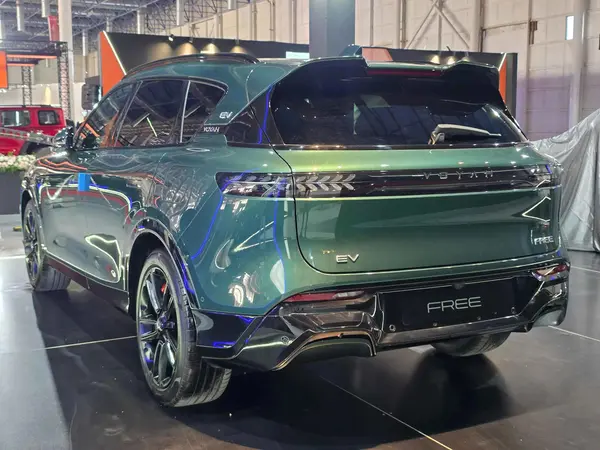 حواله وویا، فری