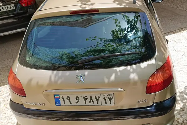 پژو  206