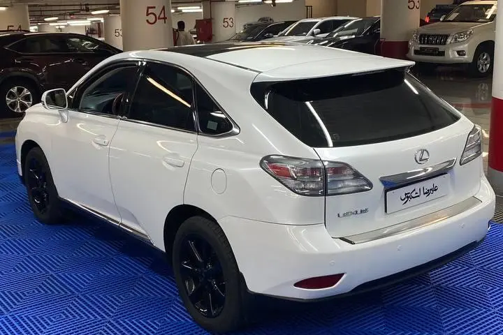 لکسوس،  RX