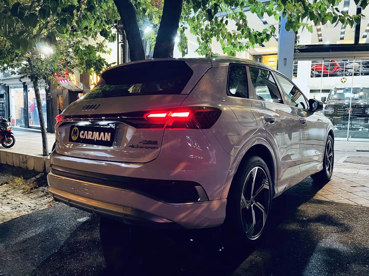 آئودی،  Q4 e-tron