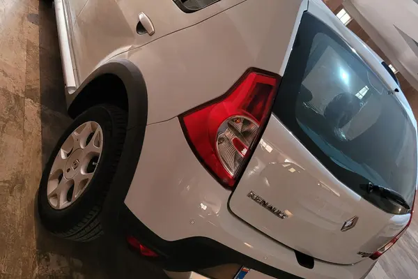 رنو، ساندرو استپ وی