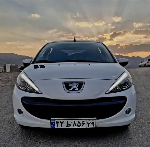 پژو، 207