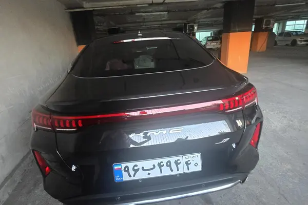 کی ام سی  J7