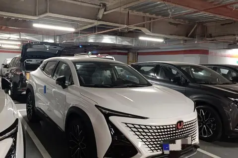 چانگان، UNI-T
