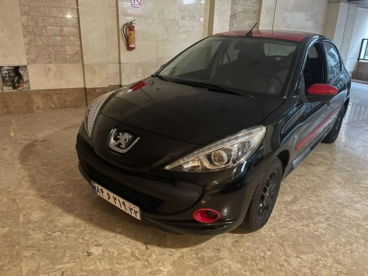 پژو،  207