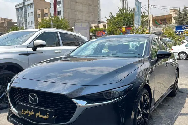 مزدا، 3 وارداتی