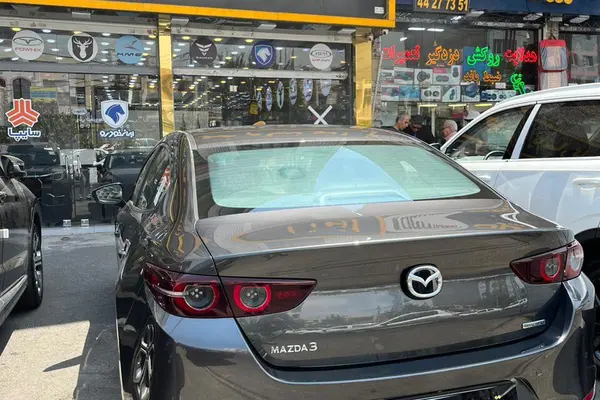 مزدا، 3 وارداتی