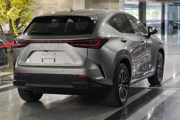 لکسوس  NX