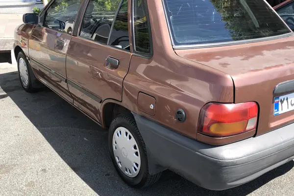 پراید، صندوق دار