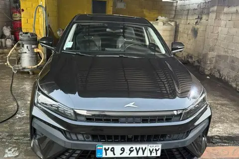 کی ام سی، J7