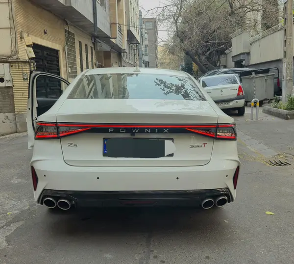 فونیکس، آریزو 8 (Z8)