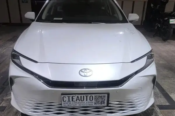 تویوتا، کمری هیبرید