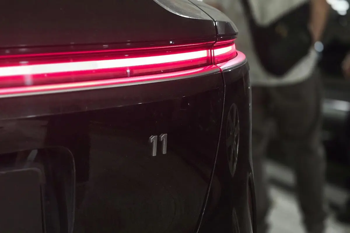 اوتار،  11EV