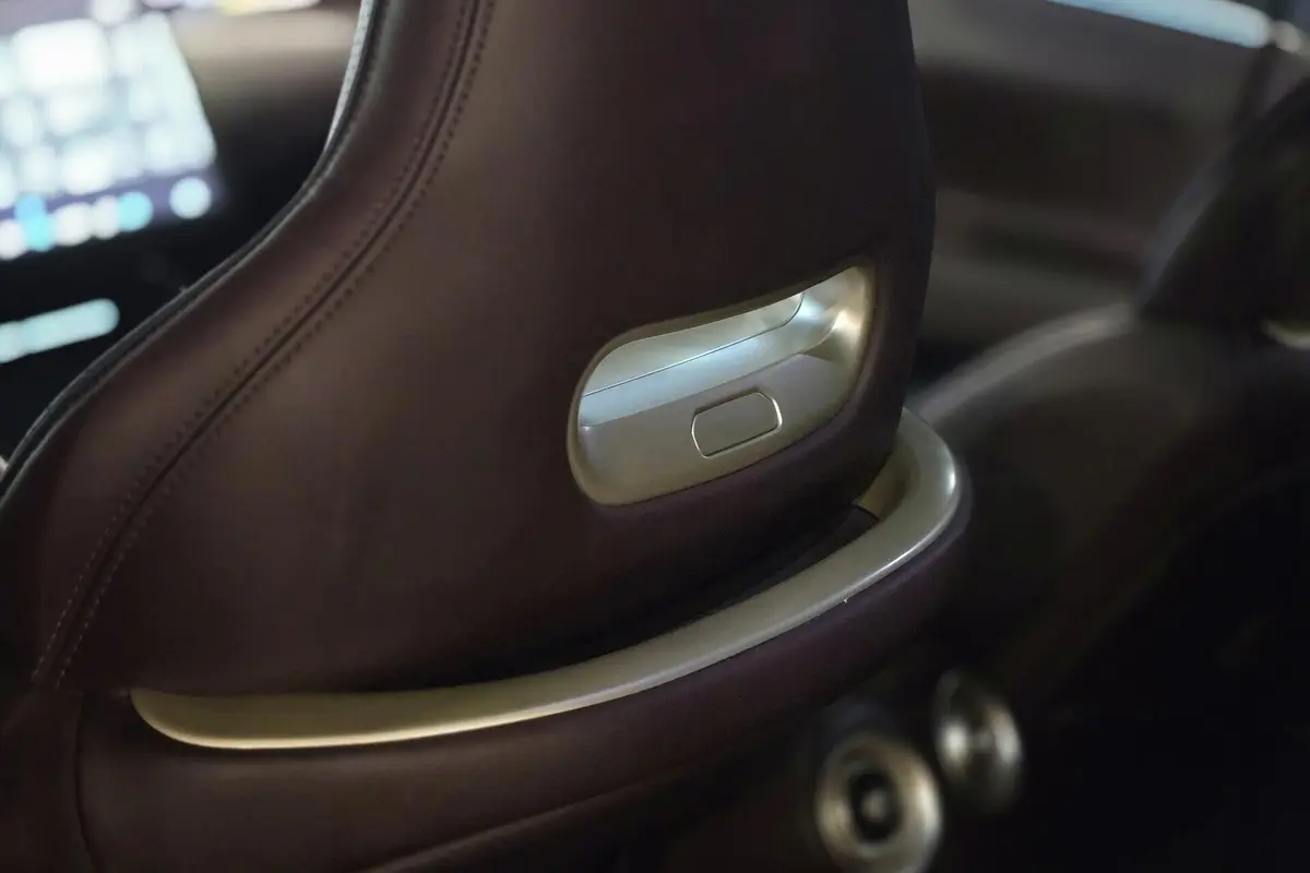 اوتار،  11EV