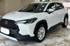 تویوتا، کرولا کراس هیبرید