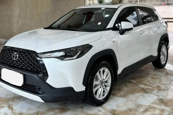 تویوتا، کرولا کراس هیبرید