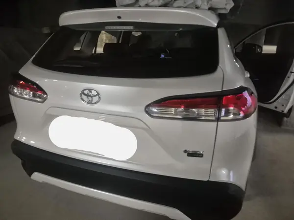 تویوتا، کرولا کراس هیبرید